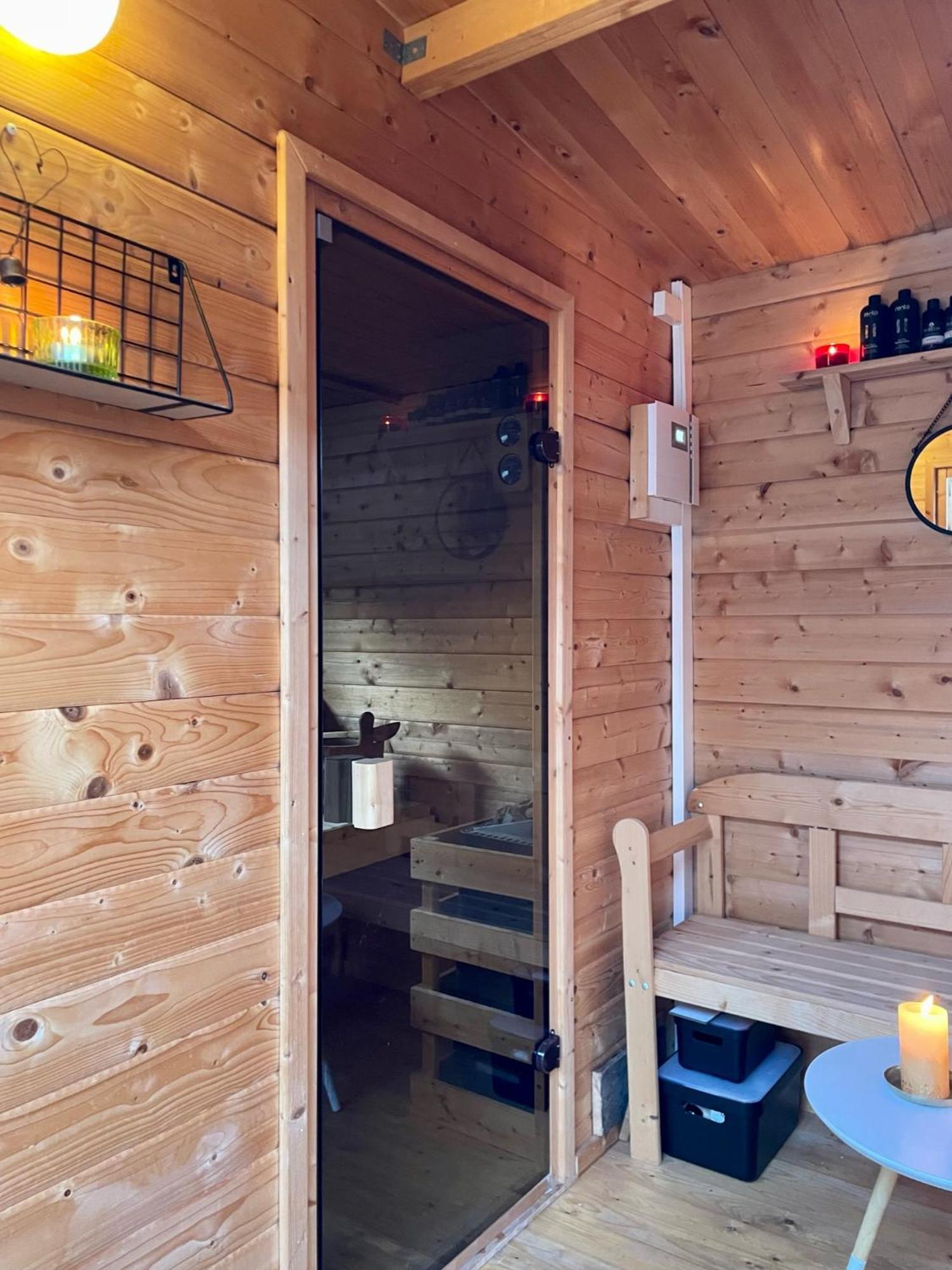 Modernes Holzhaus Im Skandinavischen Stil Mit Sauna, Garten Und 2 Katzen Нордерштедт Екстер'єр фото