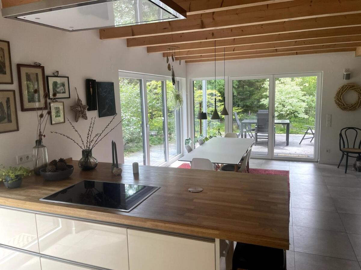 Modernes Holzhaus Im Skandinavischen Stil Mit Sauna, Garten Und 2 Katzen Нордерштедт Екстер'єр фото